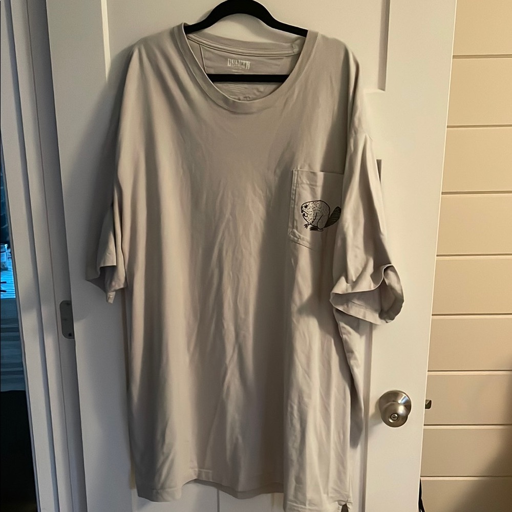 Duluth long tail graphic tee